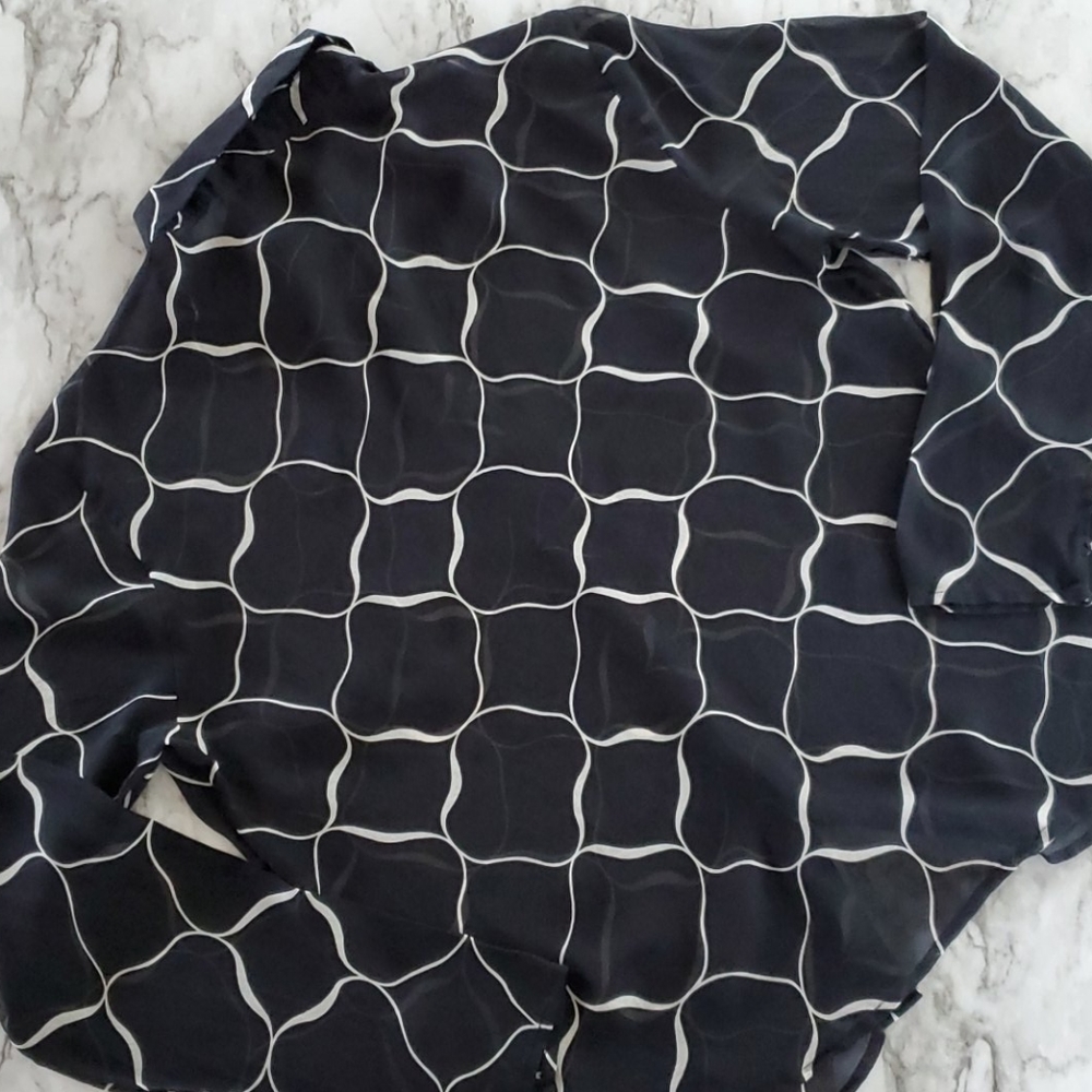 The Limited Button Down Size Large - image 8